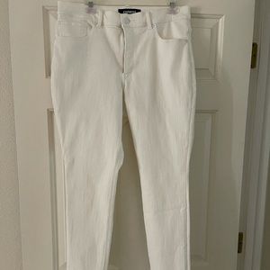 High waisted skinny jeans